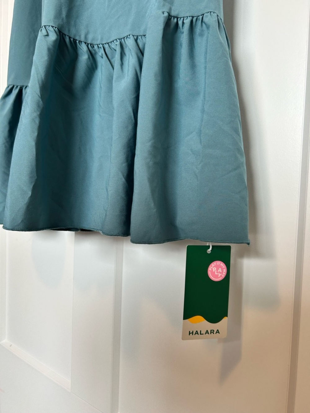 HALARA Breezeful™ Dusty Sage V-Neck Midi Dress - Size S NWT - Picture 5 of 7